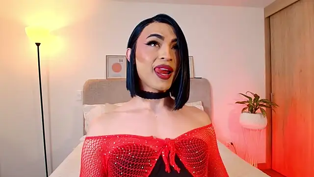KarolPortellaa online show from 05/19/26, 09:43