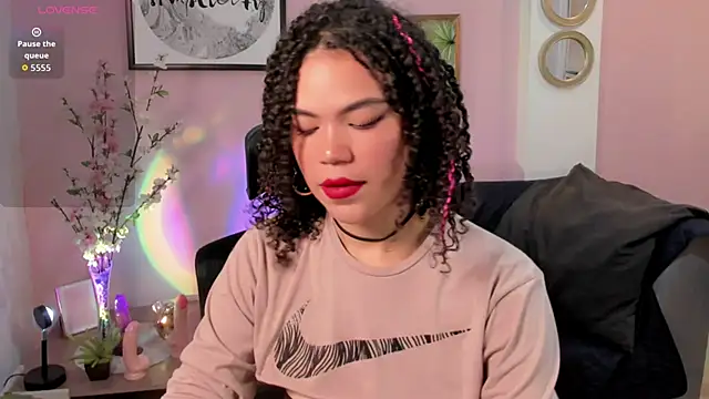 Monic Bellucci online show from 02/17/26, 03:08