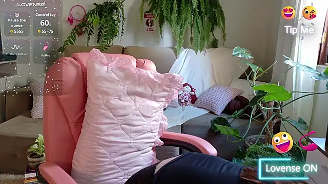 Snapshot of ms_sophie69 chatting on 02/10/26, 07:40 ms sophie69 online show from 02/10/26, 07:40