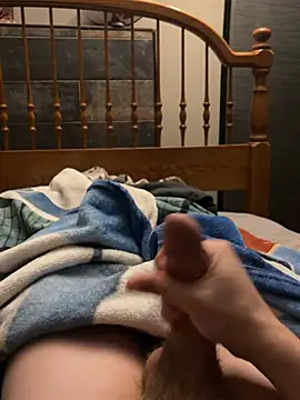 Snapshot of CollegeBull19 chatting on 02/14/26, 09:17 CollegeBull19 online show from 02/14/26, 09:17