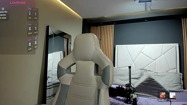 Snapshot of MiaTorres4 chatting on 03/21/26, 03:33 MiaTorres4 online show from 03/21/26, 03:33