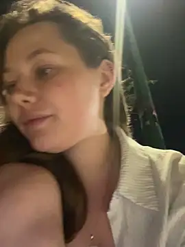 Snapshot of AsynaYuuki chatting on 02/01/26, 04:05 AsynaYuuki online show from 02/01/26, 04:05