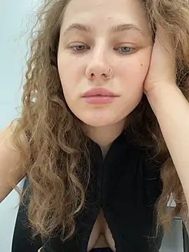 AsynaYuuki online show from 03/24/26, 06:02