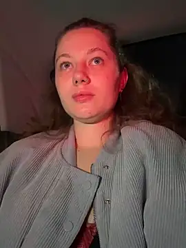 AsynaYuuki online show from 04/17/26, 07:28