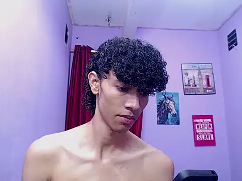 bigcock twinks online show from 03/25/26, 11:33