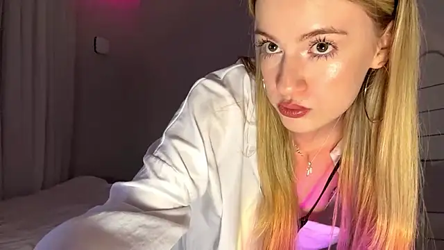 Between Eeys online show from 02/11/26, 03:39