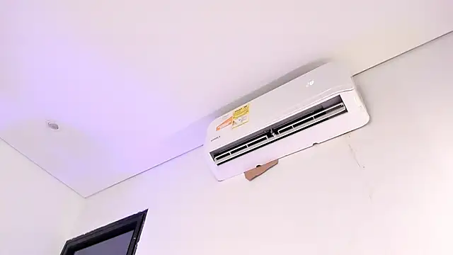 Snapshot of liorah_wolf chatting on 02/09/26, 08:02 liorah wolf online show from 02/09/26, 08:02