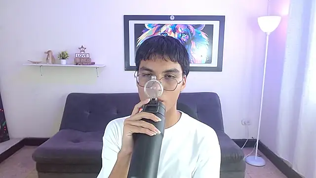 Maecum18 online show from 04/11/26, 08:57