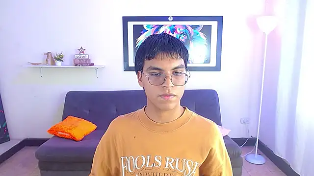 Maecum18 online show from 04/16/26, 08:53