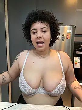 BabyChanntal online show from 02/17/26, 02:35