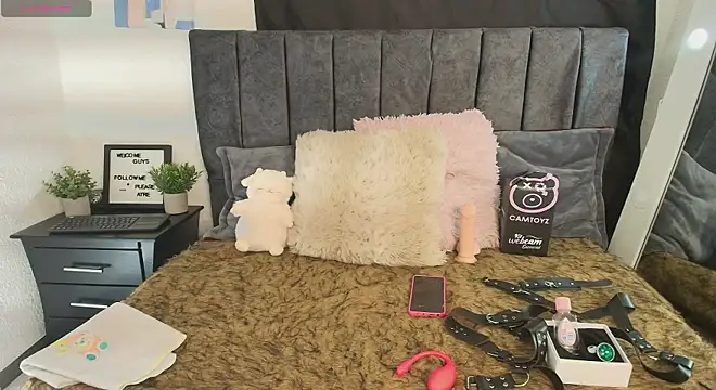 Petite pepper online show from 02/26/26, 07:46