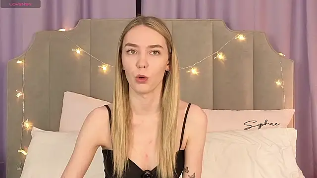 NikkiRyx online show from 02/01/26, 04:05