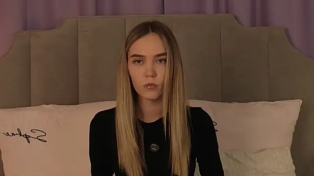 Snapshot of NikkiRyx chatting on 04/16/26, 05:36 NikkiRyx online show from 04/16/26, 05:36