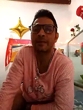 Snapshot of yoahotpetrafiery chatting on 03/24/26, 10:37 yoahotpetrafiery online show from 03/24/26, 10:37