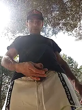 Snapshot of yoahotpetrafiery chatting on 04/13/26, 01:16 yoahotpetrafiery online show from 04/13/26, 01:16