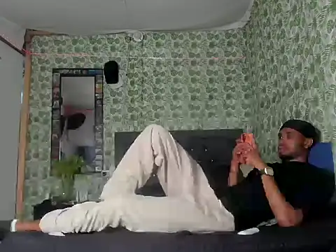 Snapshot of Kofi_exotic_2 chatting on 05/19/26, 12:05 Kofi exotic 2 online show from 05/19/26, 12:05