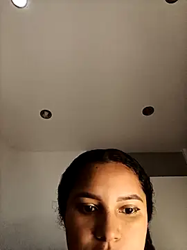 Snapshot of LiaRose- chatting on 04/08/26, 09:31 LiaRose- online show from 04/08/26, 09:31