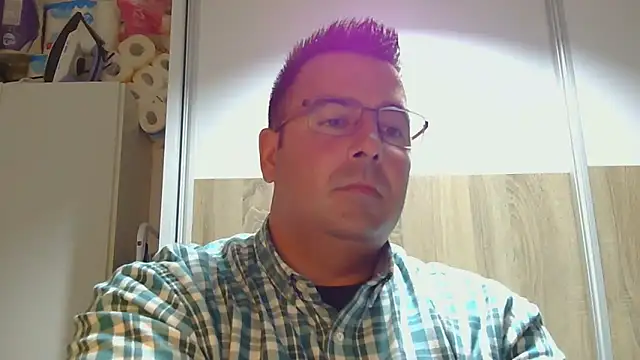 Snapshot of VanillaTime78-Jorge chatting on 03/19/26, 09:41 VanillaTime78-Jorge online show from 03/19/26, 09:41