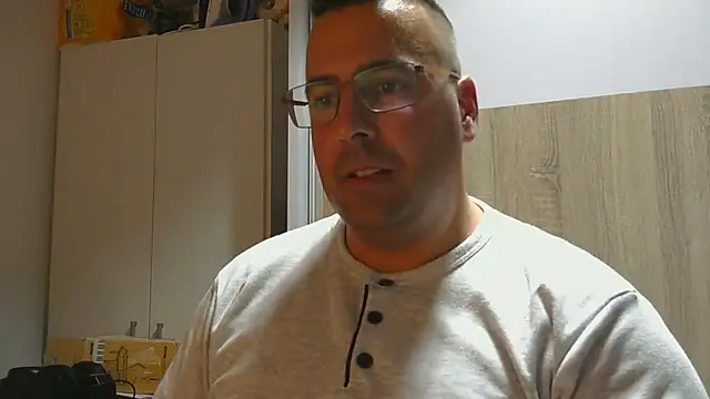 Snapshot of VanillaTime78-Jorge chatting on 03/27/26, 09:03 VanillaTime78-Jorge online show from 03/27/26, 09:03