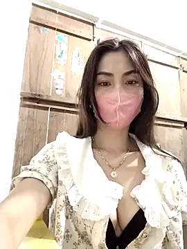 Snapshot of Baby-sexytits2026 chatting on 03/08/26, 01:03 Baby-sexytits2026 online show from 03/08/26, 01:03