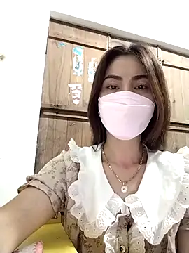 Snapshot of Baby-sexytits2026 chatting on 04/05/26, 11:29 Baby-sexytits2026 online show from 04/05/26, 11:29