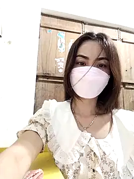 Snapshot of Baby-sexytits2026 chatting on 04/10/26, 11:15 Baby-sexytits2026 online show from 04/10/26, 11:15