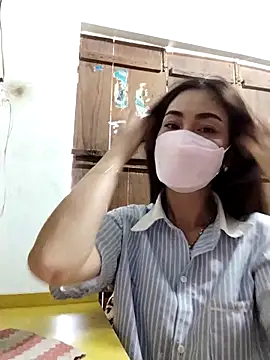 Snapshot of Baby-sexytits2026 chatting on 04/12/26, 01:10 Baby-sexytits2026 online show from 04/12/26, 01:10