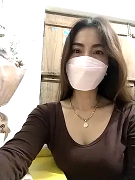 Snapshot of Baby-sexytits2026 chatting on 04/12/26, 10:15 Baby-sexytits2026 online show from 04/12/26, 10:15