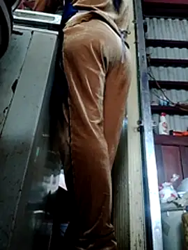 YIYI-502 online show from 02/07/26, 04:38