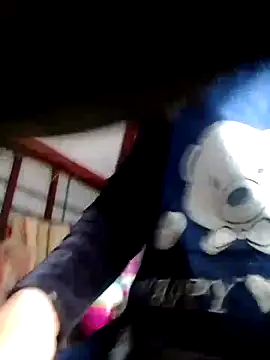 YIYI-502 online show from 02/09/26, 05:44