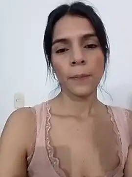 EvaMiranda online show from 05/26/26, 04:19