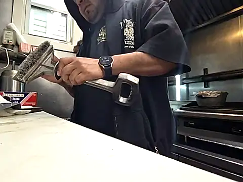 bischo666 online show from 02/11/26, 01:16