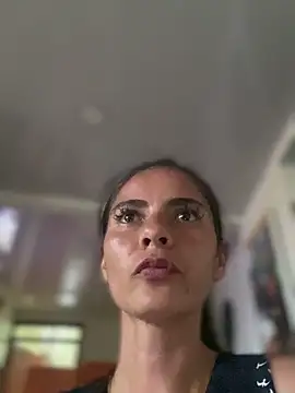 Snapshot of Esperanza_GS chatting on 03/12/26, 10:27 Esperanza GS online show from 03/12/26, 10:27