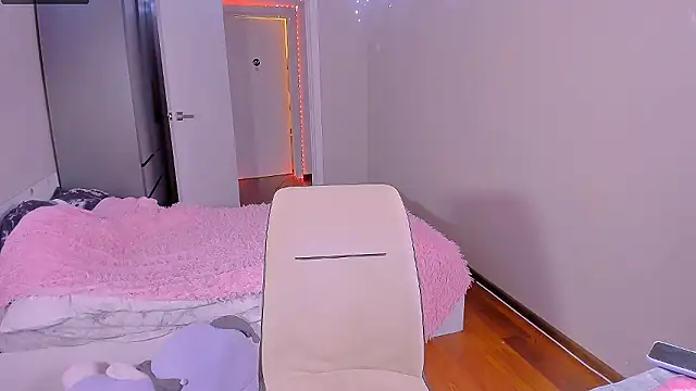  Maybe Baby  online show from 02/17/26, 07:53