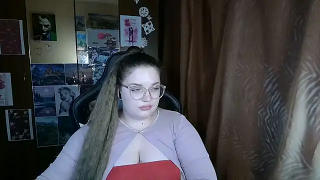 Teasing Dora online show from 02/21/26, 08:21