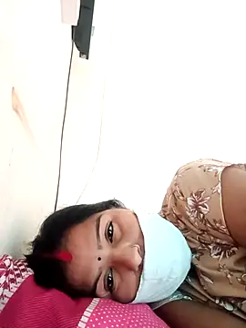 Snapshot of punamji_sexe chatting on 04/07/26, 05:52 punamji sexe online show from 04/07/26, 05:52