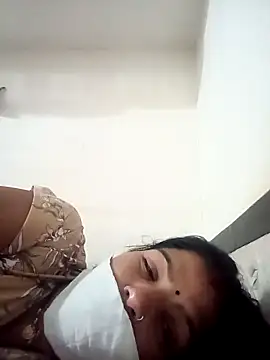 Snapshot of punamji_sexe chatting on 04/08/26, 04:34 punamji sexe online show from 04/08/26, 04:34