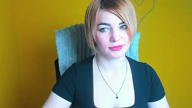 CuttieEmma online show from 04/12/26, 05:56