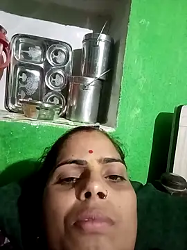 Snapshot of Priyakoli4568 chatting on 04/20/26, 03:59 Priyakoli4568 online show from 04/20/26, 03:59