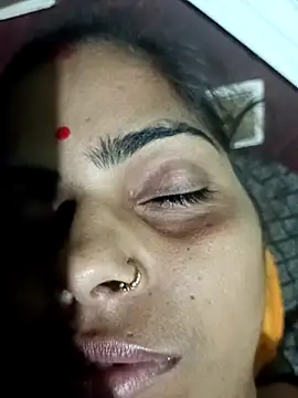 Snapshot of Priyakoli4568 chatting on 05/10/26, 06:24 Priyakoli4568 online show from 05/10/26, 06:24