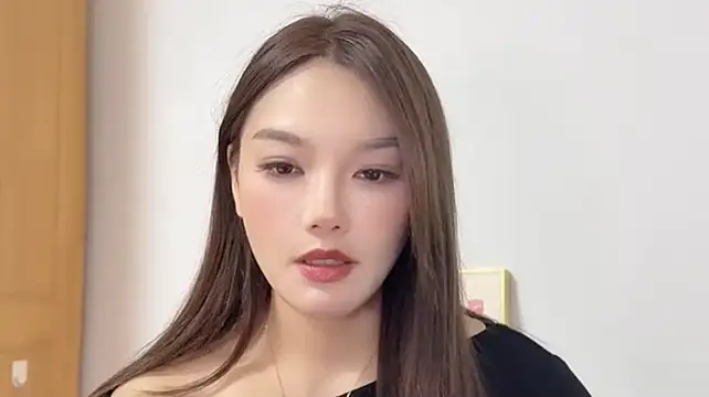 leilei660 online show from 02/09/26, 12:31