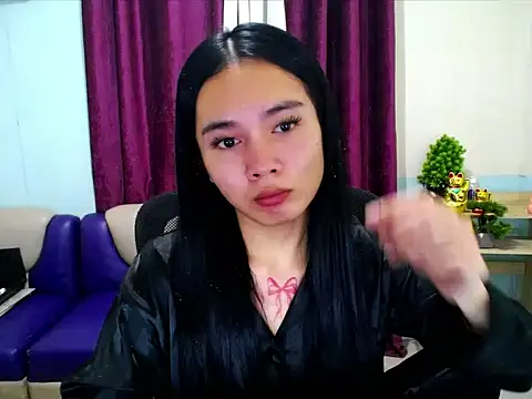 Snapshot of devine_goddess chatting on 04/26/26, 03:37 devine goddess online show from 04/26/26, 03:37