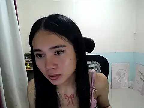 Snapshot of devine_goddess chatting on 06/27/26, 01:32 devine goddess online show from 06/27/26, 01:32
