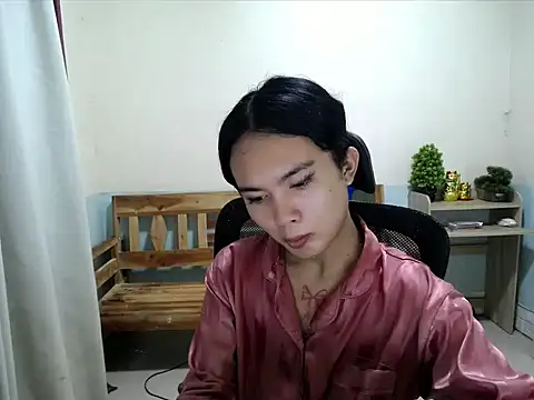 Snapshot of devine_goddess chatting on 06/30/26, 05:52 devine goddess online show from 06/30/26, 05:52