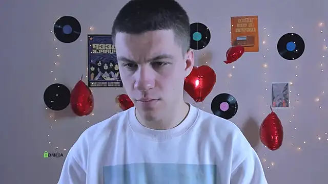 Snapshot of neo_raze chatting on 02/16/26, 07:32 neo raze online show from 02/16/26, 07:32