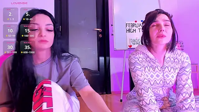 Snapshot of Peanaughty chatting on 02/21/26, 08:48 Peanaughty online show from 02/21/26, 08:48