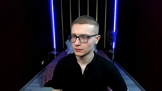 Snapshot of Emmit_Barker chatting on 05/02/26, 07:57 Emmit Barker online show from 05/02/26, 07:57