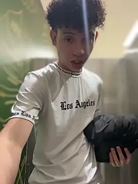 Snapshot of yoursexyjose chatting on 03/12/26, 08:15 yoursexyjose online show from 03/12/26, 08:15