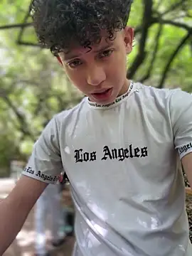 Snapshot of yoursexyjose chatting on 03/19/26, 07:18 yoursexyjose online show from 03/19/26, 07:18