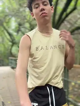 Snapshot of yoursexyjose chatting on 03/26/26, 06:57 yoursexyjose online show from 03/26/26, 06:57